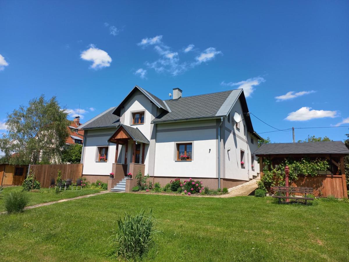 RadvánoviceU Kapitana公寓 外观 照片